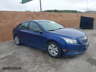 2013 Chevrolet Cruze LS with VIN 1G1PA5SG1D7238724, listed as a IAAI auction lot 41814212 with 133,243 mi miles. Bid and sale history available at carsss.com. Image 1.