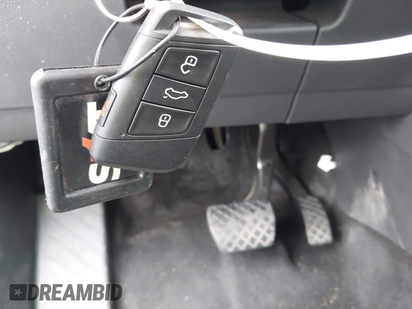 2024 Volkswagen Taos S z VIN 3VV5X7B26RM037123, wystawiony jako IAAI lot #42447853 z przebiegiem 32 395 mil mil oraz . Historia ofert i sprzedaży dostępna na DreamBid. Obrazek 11.