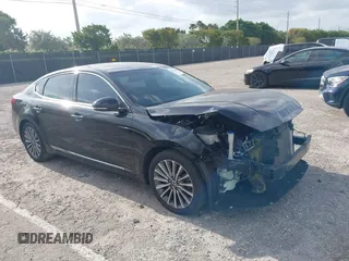 2018 Kia Cadenza Premium with VIN KNALB4J18J5120345, listed as a IAAI auction lot 42079048 with 46,371 mi miles. Bid and sale history available at carsss.com. Image 1.