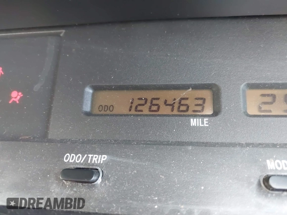 2000 Toyota Avalon XL with VIN 4T1BF28BXYU100079, listed as a IAAI auction lot 41925779 with 126,463 mi miles and . Bid and sale history available at DreamBid. Image 7.
