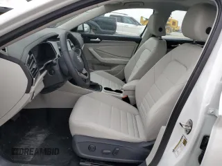 2024 Volkswagen Jetta SE with VIN 3VW7M7BU3RM061457, listed as a Copart auction lot 48192635 with 949 mi miles and Non repairable. Bid and sale history available at DreamBid. Image 7.