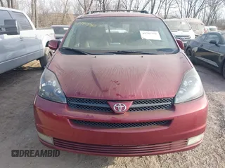 2005 Toyota Sienna XLE with VIN 5TDZA22C05S248499, listed as a IAAI auction lot 41797750 with 266,521 mi miles. Bid and sale history available at carsss.com. Image 12.