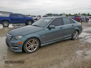 2012 Mercedes-Benz C 250 Sport z VIN WDDGF4HB2CR199276, wystawiony jako Copart lot #60870215 z przebiegiem 136 416 mil mil oraz Czysty tytuł • Clean title. Historia ofert i sprzedaży dostępna na DreamBid. Obrazek 1.