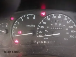 2000 Ford Explorer XLT z VIN 1FMZU83P1YZC54998, wystawiony jako IAAI lot #41613856 z przebiegiem 225 855 mil mil oraz . Historia ofert i sprzedaży dostępna na DreamBid. Obrazek 7.