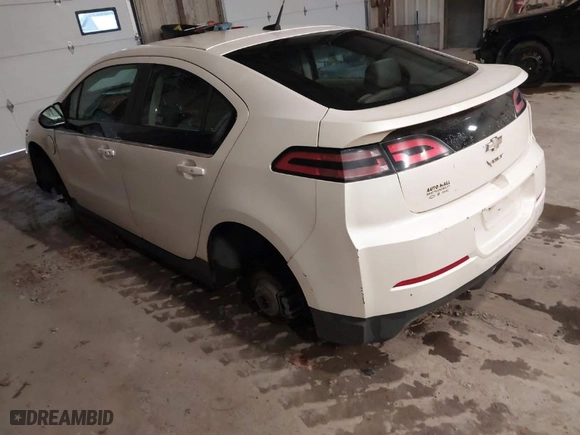 2013 Chevrolet Volt with VIN 1G1RD6E43DU148614, listed as a IAAI auction lot 41930039 with 268,636 mi miles. Bid and sale history available at carsss.com. Image 3.