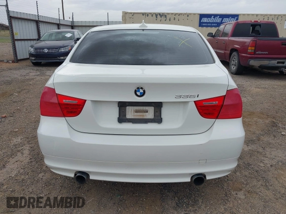 2011 BMW 3 Series 335i with VIN WBAPM5C54BE435453, listed as a IAAI auction lot 42048082 with 156,706 mi miles. Bid and sale history available at carsss.com. Image 16.