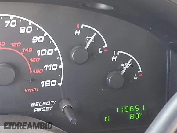 2002 Ford Explorer XLT with VIN 1FMZU73E52ZA40029, listed as a IAAI auction lot 42370340 with 119,651 mi miles and . Bid and sale history available at DreamBid. Image 15.