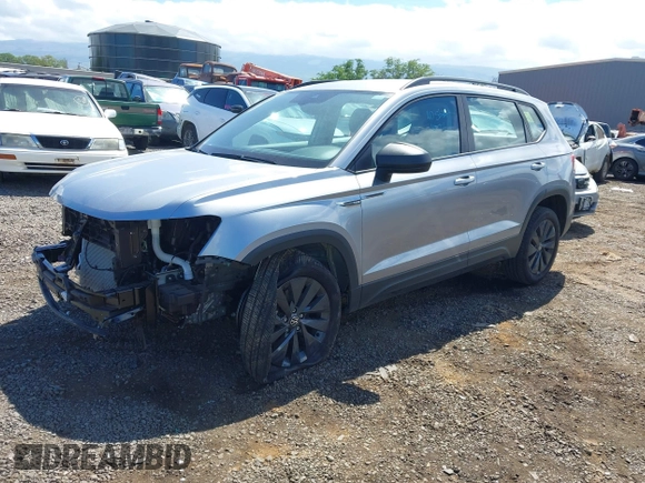 2024 Volkswagen Taos S с VIN 3VV5X7B23RM062187, выставлен на аукционе IAAI как лот 41681986 с пробегом 9 170 миль миль и . История ставок и продаж доступна на DreamBid. Изображение 18.
