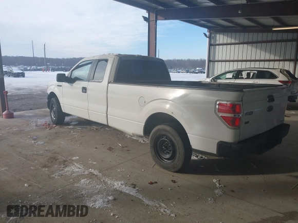 2013 Ford F-150 XL with VIN 1FTFX1CFXDKE21083, listed as a IAAI auction lot 41395847 with 245,661 mi miles. Bid and sale history available at carsss.com. Image 3.