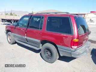 1999 Mercury Mountaineer z VIN 4M2ZU54E3XUJ33671, wystawiony jako IAAI lot #42196846 z przebiegiem 211 324 mil mil oraz . Historia ofert i sprzedaży dostępna na DreamBid. Obrazek 3.