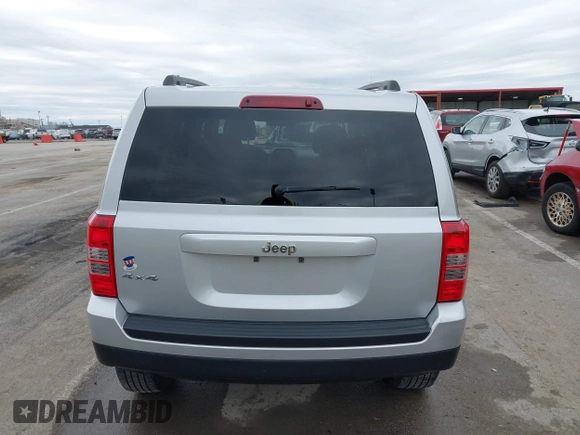 2011 Jeep Patriot Sport with VIN 1J4NF1GB6BD188630, listed as a IAAI auction lot 41511922 with 53,506 mi miles. Bid and sale history available at carsss.com. Image 16.