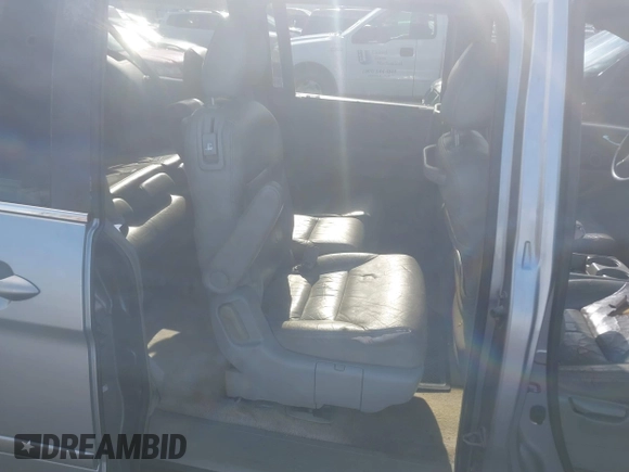 2006 Honda Odyssey EX-L with VIN 5FNRL386X6B018587, listed as a IAAI auction lot 41725966 with 168,215 mi miles. Bid and sale history available at carsss.com. Image 8.
