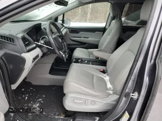 2018 Honda Odyssey EX-L z VIN 5FNRL6H66JB502556, wystawiony jako Copart lot #81995684 z przebiegiem 199 440 mil mil oraz Nie do naprawy • Non repairable. Historia ofert i sprzedaży dostępna na DreamBid. Obrazek 7.