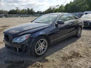 2014 Mercedes-Benz E 350 with VIN WDDKJ5KB8EF223964, listed as a Copart auction lot 54680845 with 71,989 mi miles and Non Repairable. Bid and sale history available at DreamBid. Image 1.