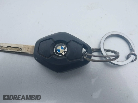 2004 BMW Z4 2.5i with VIN 4USBT33524LR67023, listed as a IAAI auction lot 41610200 with 100,307 mi miles and . Bid and sale history available at DreamBid. Image 11.