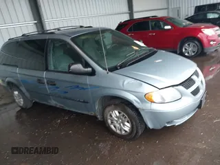 2004 Dodge Caravan SE with VIN 1D4GP24R54B563086, listed as a IAAI auction lot 42756423 with 293,300 mi miles and . Bid and sale history available at DreamBid. Image 1.
