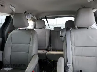 2018 Toyota Sienna XLE Auto Access Seat with VIN 5TDYZ3DC3JS904227, listed as a Copart auction lot 45050625 with Not Provided miles and Salvage Title. Bid and sale history available at DreamBid. Image 10.