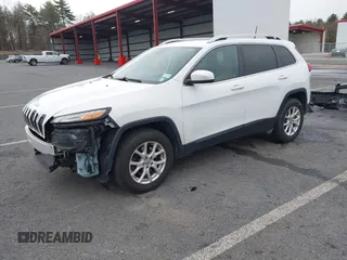 2017 Jeep Cherokee Latitude with VIN 1C4PJMCB6HW621929, listed as a IAAI auction lot 42016021 with 97,495 mi miles and . Bid and sale history available at DreamBid. Image 18.