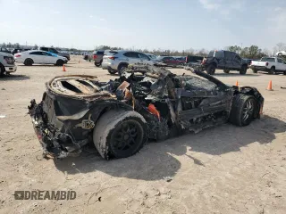 2021 Chevrolet Corvette 2LT with VIN 1G1YB2D40M5102910, listed as a Copart auction lot 45354185 with 0 mi miles and Non Repairable. Bid and sale history available at carsss.com. Image 3.