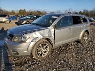 2018 Dodge Journey GT with VIN 3C4PDCEG7JT352328, listed as a Copart auction lot 88958325 with 135,798 mi miles and Salvage Title. Bid and sale history available at carsss.com. Image 1.