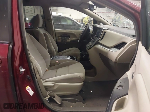2019 Toyota Sienna LE Auto Access Seat with VIN 5TDKZ3DC9KS015195, listed as a IAAI auction lot 41586900 with 74,132 mi miles and . Bid and sale history available at DreamBid. Image 5.