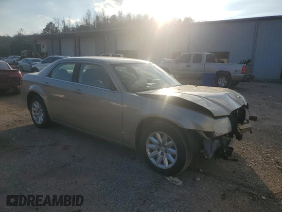 2008 Chrysler 300 LX with VIN 2C3KA43R88H330925, listed as a Copart auction lot 44321755 with 152,492 mi miles and Salvage Title. Bid and sale history available at carsss.com. Image 4.