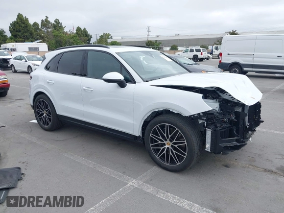 2024 Porsche Cayenne z VIN WP1AA2AY6RDA14314, wystawiony jako IAAI lot #42439986 z przebiegiem 3 212 mil mil oraz . Historia ofert i sprzedaży dostępna na DreamBid. Obrazek 1.