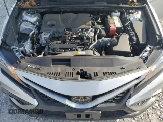 2022 Toyota Camry SE with VIN 4T1T11AK1NU047209, listed as a Copart auction lot 51492045 with 52,963 mi miles and Salvage Title. Bid and sale history available at DreamBid. Image 13.