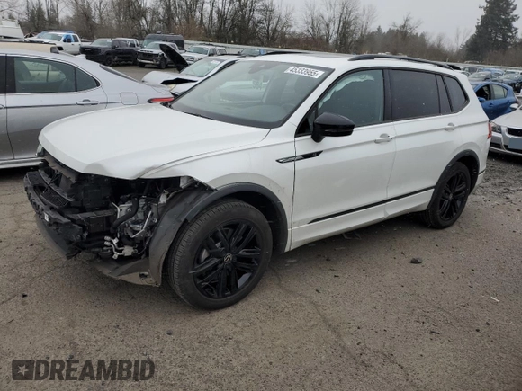 2022 Volkswagen Tiguan SE R-Line Black z VIN 3VV8B7AX4NM095511, wystawiony jako Copart lot #45333955 z przebiegiem 13 679 mil mil oraz Szkoda całkowita • Salvage title. Historia ofert i sprzedaży dostępna na DreamBid. Obrazek 1.