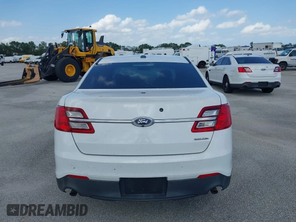 2017 Ford Police Interceptor z VIN 1FAHP2L87HG133682, wystawiony jako IAAI lot #41898807 z przebiegiem 64 078 mil mil oraz . Historia ofert i sprzedaży dostępna na DreamBid. Obrazek 16.