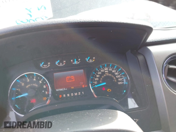 2011 Ford F-150 XLT with VIN 1FTFW1ET8BFC87962, listed as a IAAI auction lot 41660801 with 197,092 mi miles. Bid and sale history available at carsss.com. Image 7.