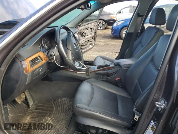 2006 BMW 3 Series 330xi with VIN WBAVD33546KV60410, listed as a Copart auction lot 86078494 with 166,778 mi miles and Salvage Title. Bid and sale history available at carsss.com. Image 7.
