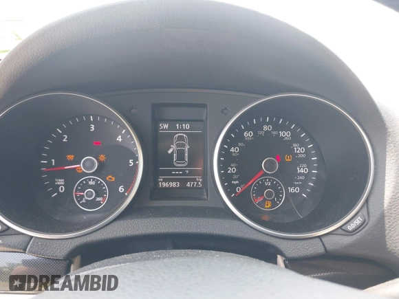 2014 Volkswagen Jetta TDI with VIN 3VWML7AJXEM622874, listed as a IAAI auction lot 42440544 with 196,983 mi miles and . Bid and sale history available at DreamBid. Image 7.