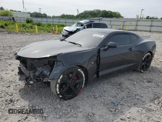 2017 Chevrolet Camaro 1LT z VIN 1G1FB1RX3H0170559, wystawiony jako Copart lot #55655385 z przebiegiem 155 566 mil mil oraz Szkoda całkowita • Salvage title. Historia ofert i sprzedaży dostępna na DreamBid. Obrazek 1.