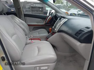 2004 Lexus RX 330 z VIN JTJHA31U240048055, wystawiony jako IAAI lot #42176186 z przebiegiem 141 948 mil mil oraz . Historia ofert i sprzedaży dostępna na DreamBid. Obrazek 5.