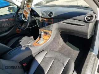 2009 Mercedes-Benz CLK 550 with VIN WDBTJ72HX9F264261, listed as a Copart auction lot 89173605 with Not Provided miles and Salvage Title. Bid and sale history available at DreamBid. Image 8.