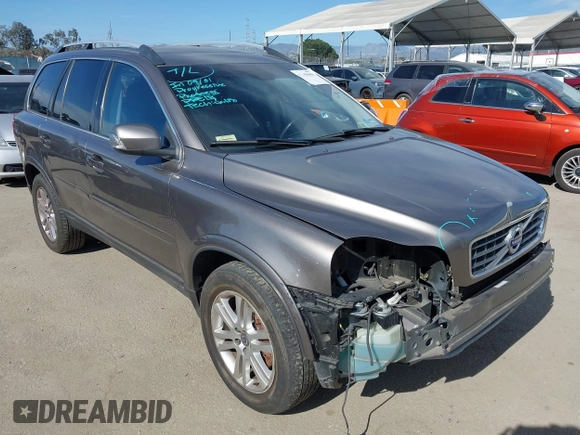 2010 Volvo XC90 I6 with VIN YV4982CZXA1561577, listed as a IAAI auction lot 41958498 with 97,376 mi miles. Bid and sale history available at carsss.com. Image 1.