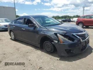 2015 Nissan Altima 2.5 with VIN 1N4AL3AP8FN401693, listed as a Copart auction lot 58196805 with 159,753 mi miles and Salvage title. Bid and sale history available at DreamBid. Image 4.