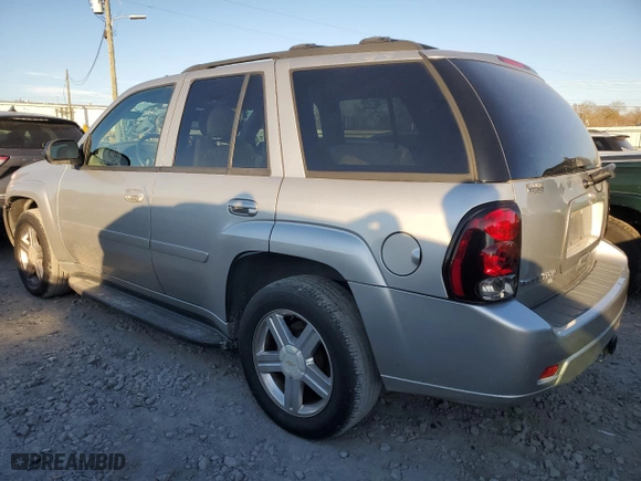 2008 Chevrolet TrailBlazer LT w/1LT with VIN 1GNDS13S882226292, listed as a Copart auction lot 85803564 with 163,004 mi miles and Salvage Title. Bid and sale history available at carsss.com. Image 2.