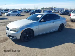 2009 BMW 3 Series 335i с VIN WBAWB73549P044945, выставлен на аукционе IAAI как лот 41556993 с пробегом 185 832 миль миль и . История ставок и продаж доступна на DreamBid. Изображение 17.