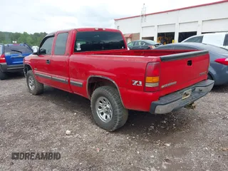 2002 Chevrolet Silverado 1500 LT with VIN 2GCEK19T121265410, listed as a IAAI auction lot 42051597 with Not Provided miles. Bid and sale history available at carsss.com. Image 3.