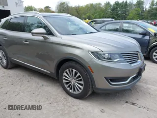 2016 Lincoln MKX Select z VIN 2LMTJ8KR2GBL62540, wystawiony jako IAAI lot #42260777 z przebiegiem 107 549 mil mil oraz . Historia ofert i sprzedaży dostępna na DreamBid. Obrazek 1.