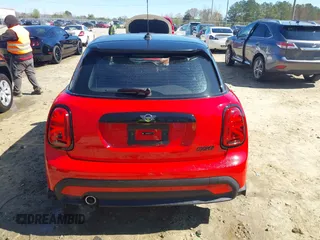 2024 MINI Hardtop 4 Door Cooper Classic with VIN WMW33DK00R2V40133, listed as a IAAI auction lot 41801763 with 9,607 mi miles and . Bid and sale history available at DreamBid. Image 17.