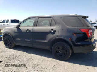 2018 Ford Police Interceptor Utility z VIN 1FM5K8AT7JGA44217, wystawiony jako Copart lot #53910515 z przebiegiem 49 310 mil mil oraz Tytuł czysty. Historia ofert i sprzedaży dostępna na DreamBid. Obrazek 2.