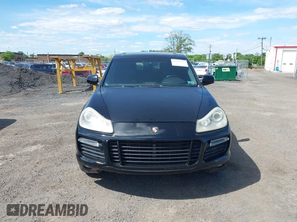 2009 Porsche Cayenne GTS z VIN WP1AD29P59LA62914, wystawiony jako IAAI lot #42307217 z przebiegiem 138 248 mil mil oraz . Historia ofert i sprzedaży dostępna na DreamBid. Obrazek 12.