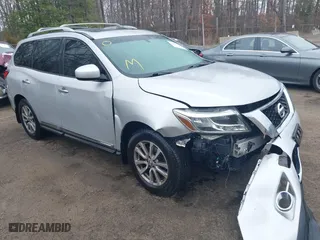 2014 Nissan Pathfinder S with VIN 5N1AR2MM3EC727461, listed as a IAAI auction lot 41789367 with 125,341 mi miles. Bid and sale history available at carsss.com. Image 1.