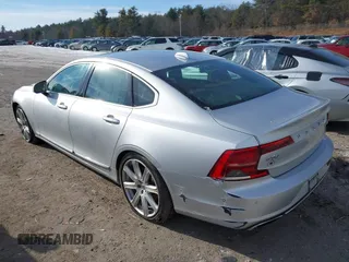 2017 Volvo S90 Inscription с VIN YV1A22MLXH1012333, выставлен на аукционе IAAI как лот 41340599 с пробегом 112 597 миль миль и . История ставок и продаж доступна на DreamBid. Изображение 3.