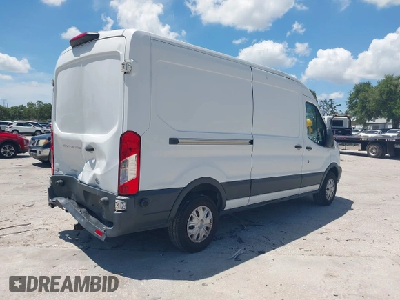 2018 Ford Transit с VIN 1FTYR2CG8JKA03392, выставлен на аукционе IAAI как лот 42525654 с пробегом 218 383 миль миль и . История ставок и продаж доступна на DreamBid. Изображение 4.