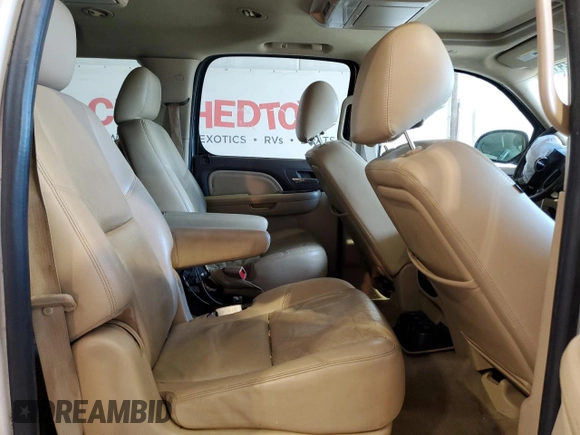 2014 GMC Yukon XL Denali with VIN 1GKS2MEF0ER158546, listed as a Copart auction lot 45124115 with 249,143 mi miles and Salvage Title. Bid and sale history available at carsss.com. Image 11.