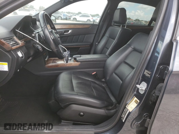 2013 Mercedes-Benz E 350 Luxury with VIN WDDHF5KBXDA769074, listed as a Copart auction lot 64065955 with 208,138 mi miles and Salvage title. Bid and sale history available at DreamBid. Image 7.